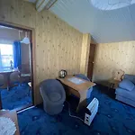 Osrodek Wypoczynkowy U Dobrego Ducha Semesteranläggning (resort)